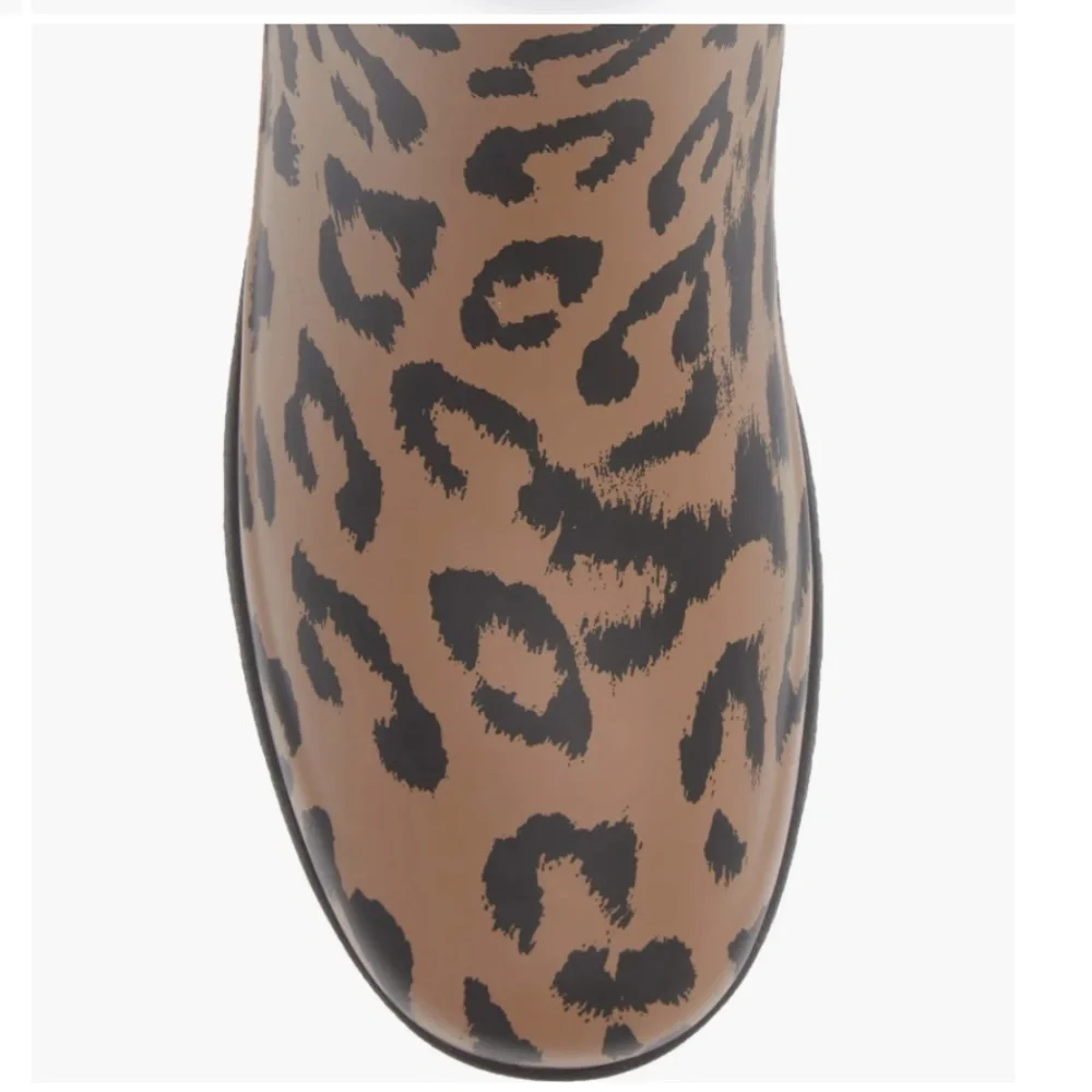 NIB $185 Hunter Original Refined Short Leopard Waterproof Rain Boot in size 11!